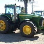 JohnDeere8520